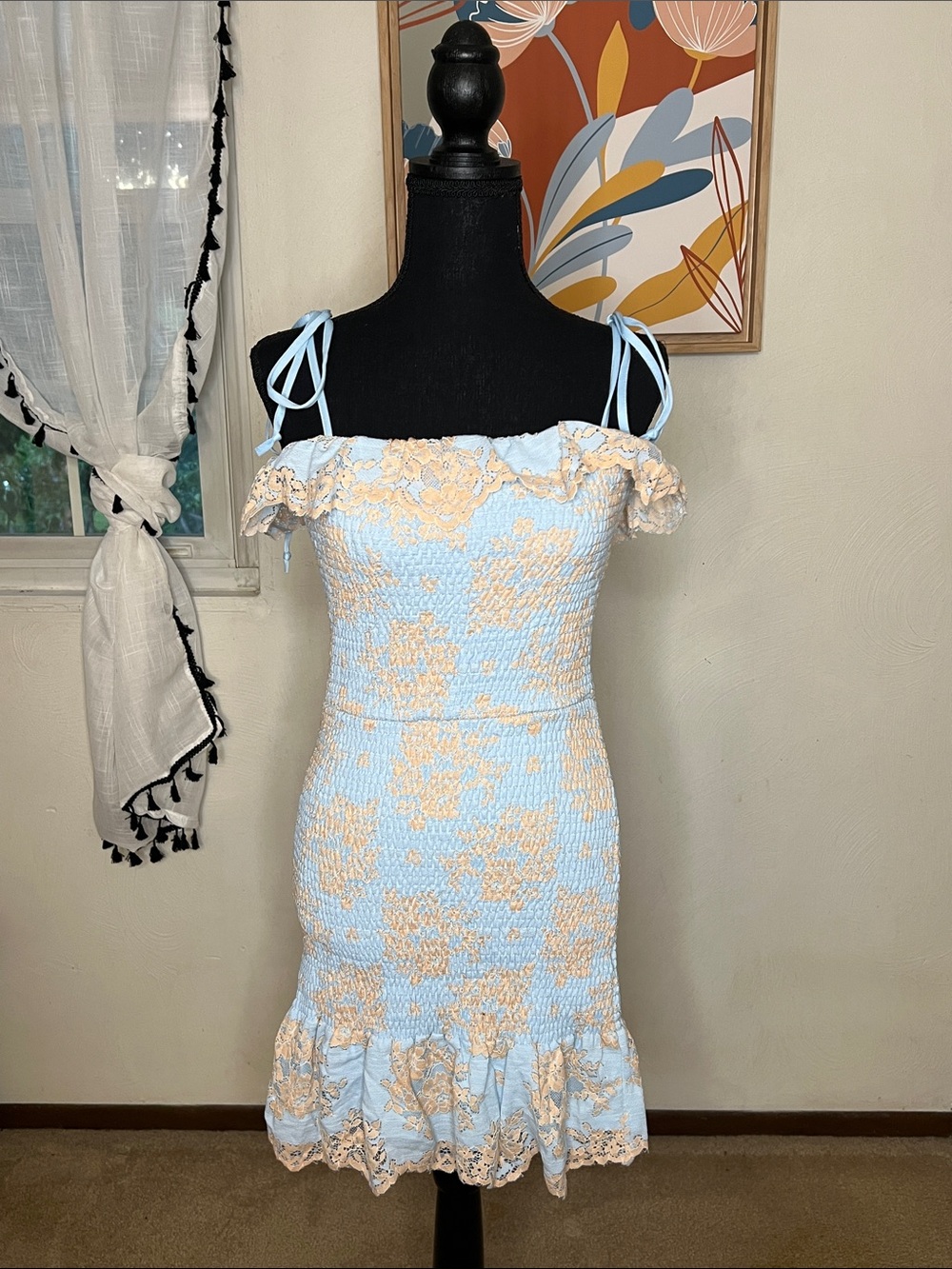 Storia Light Blue & Cream Lace Cocktail Dress Size S